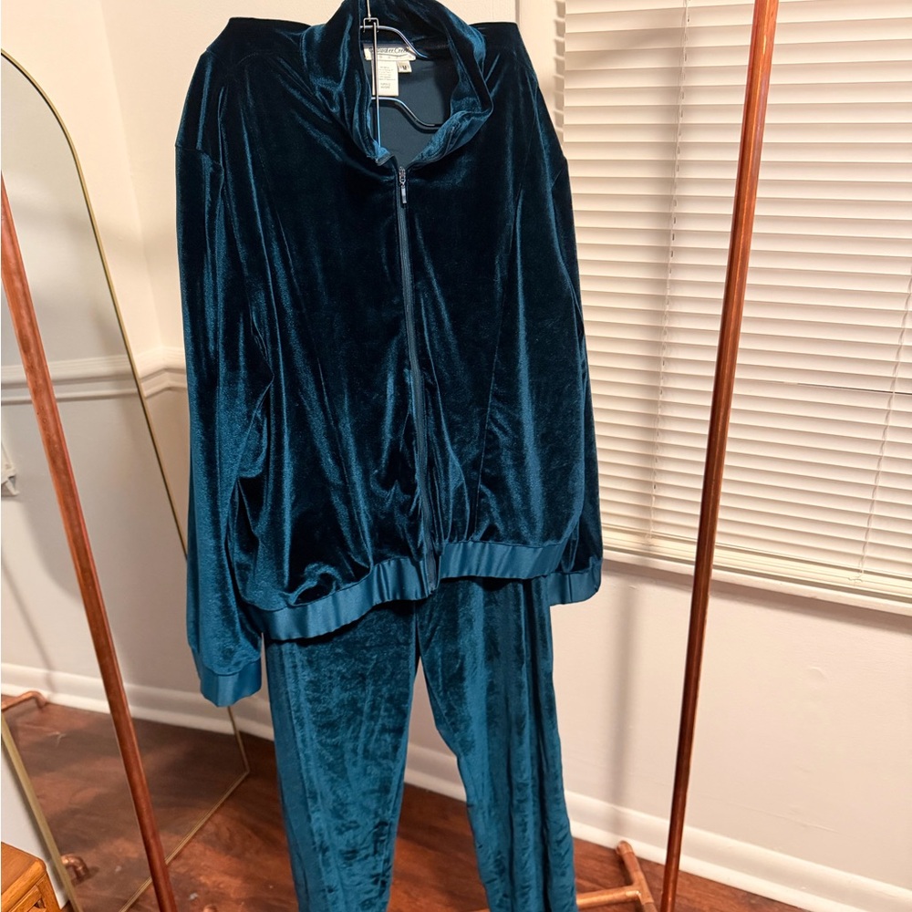 Coldwater Creek Teal Velvet Joggers set